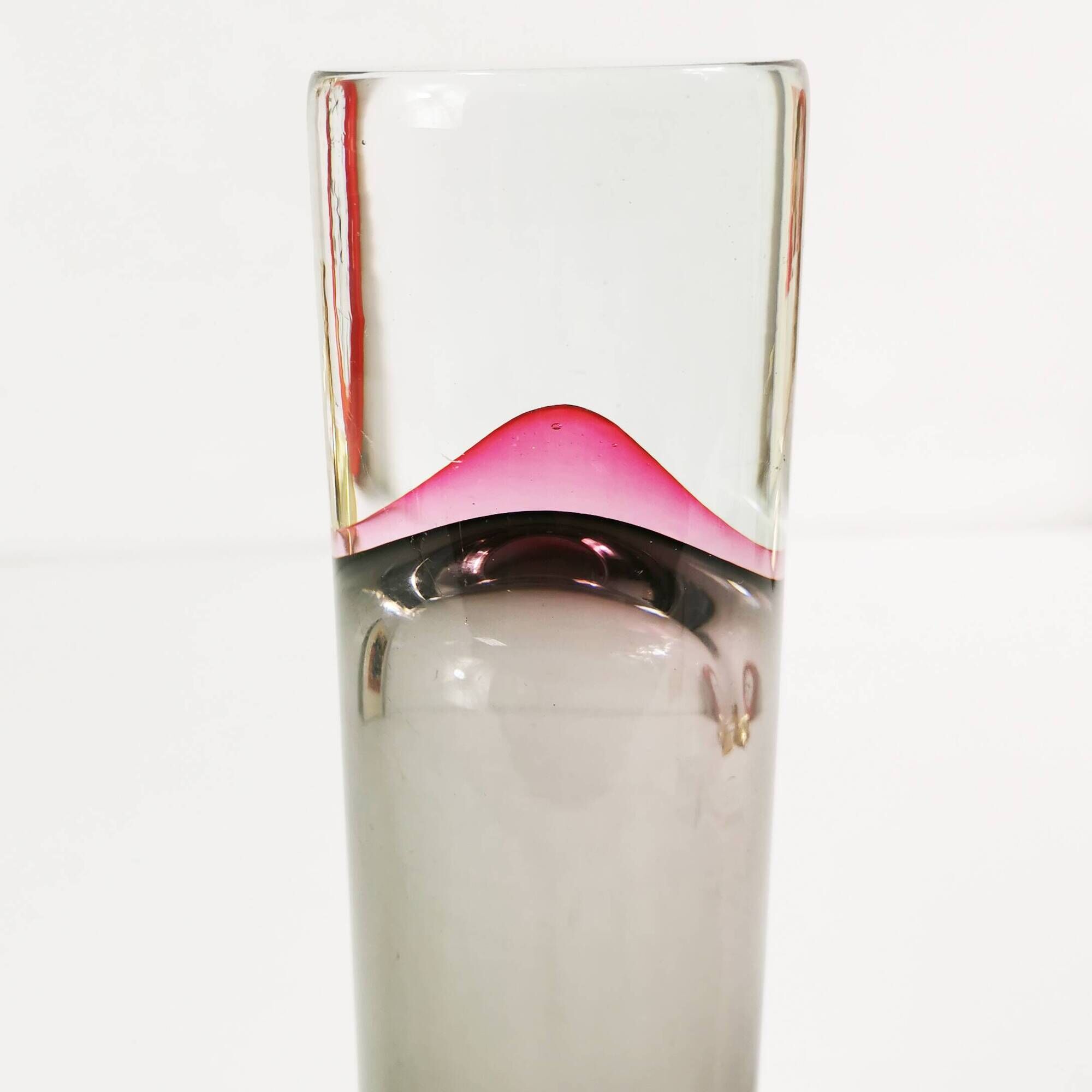 Minimalist glass vase Sommerso, designed by Flavio Poli, Italy, 1960s.