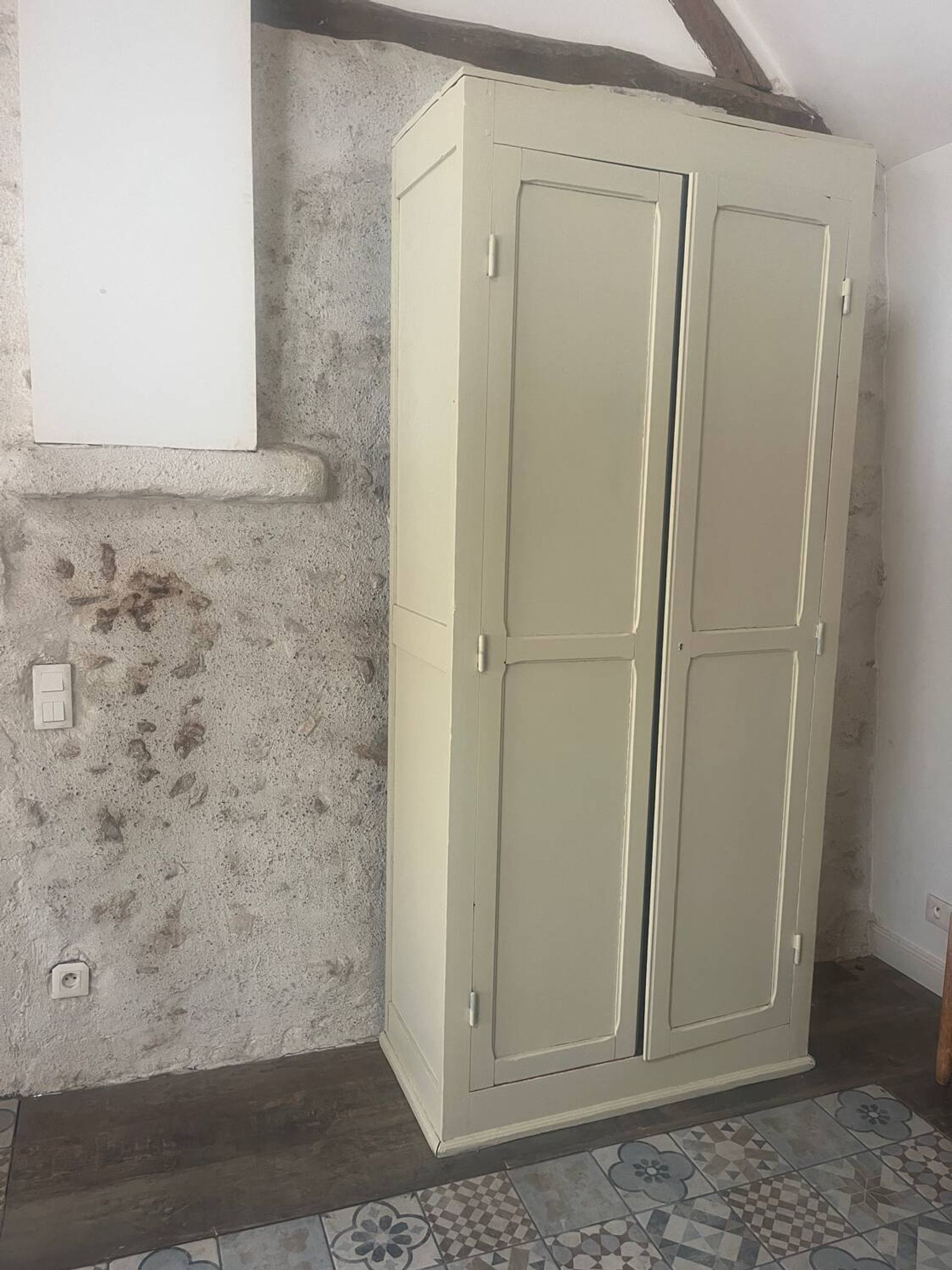 Wardrobe, linen cupboard