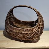 Wicker gondola basket