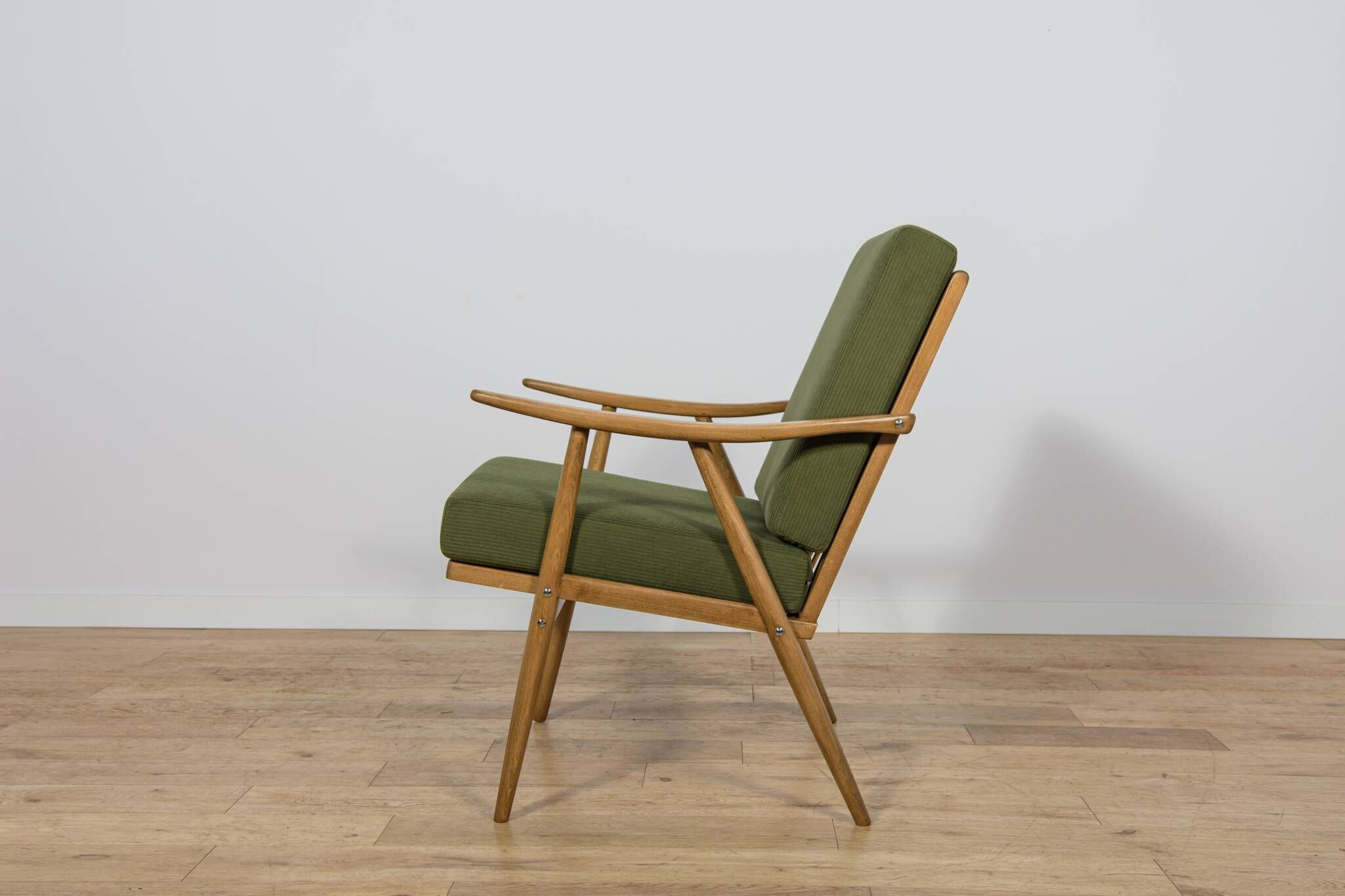 Mid-Century Modern Armchairs from TON, Czechoslovakia, 1960s, Set of 2