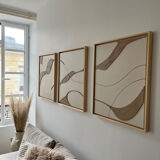 Beige and taupe linen relief design table.