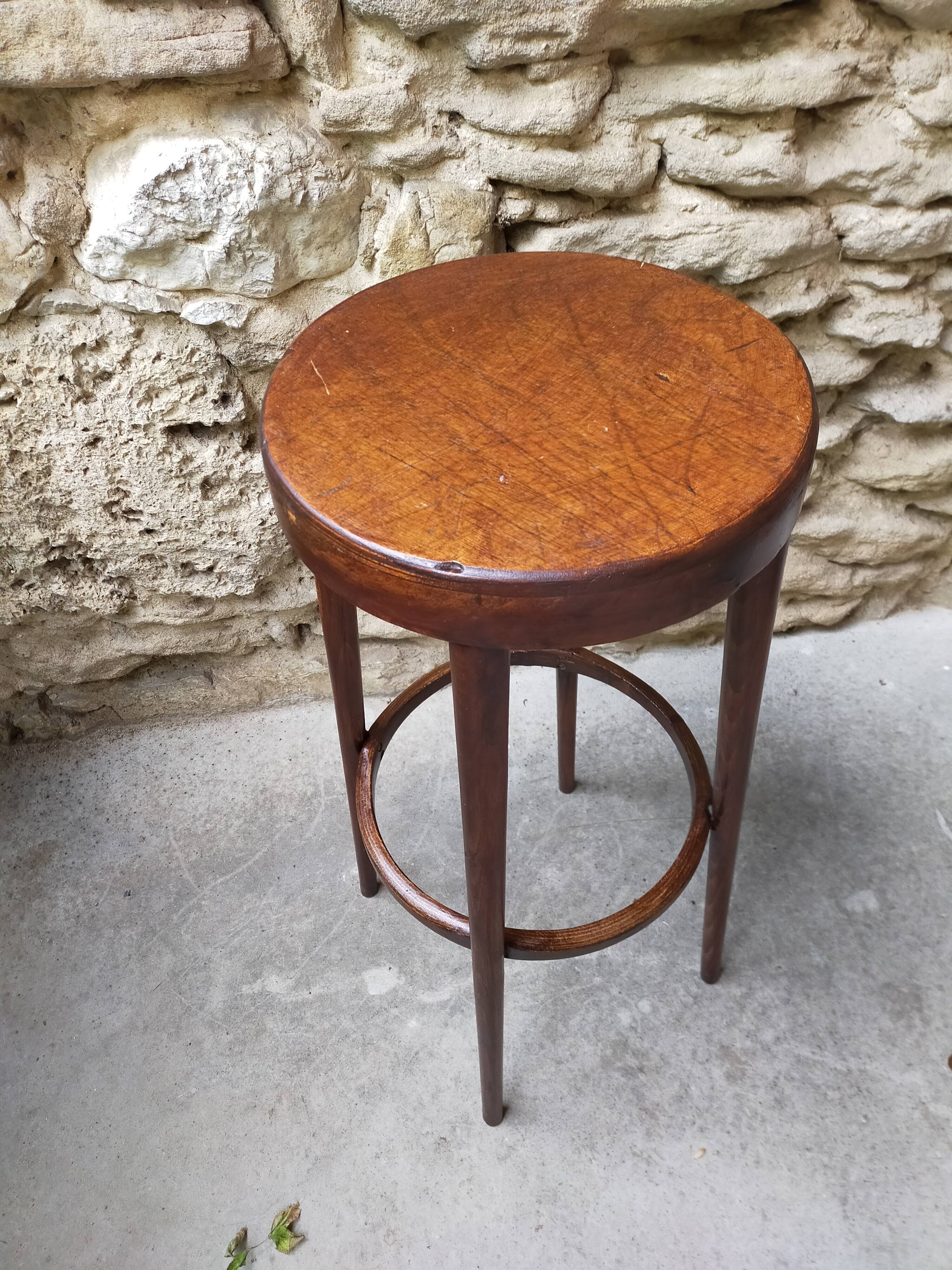 Worst bar stools