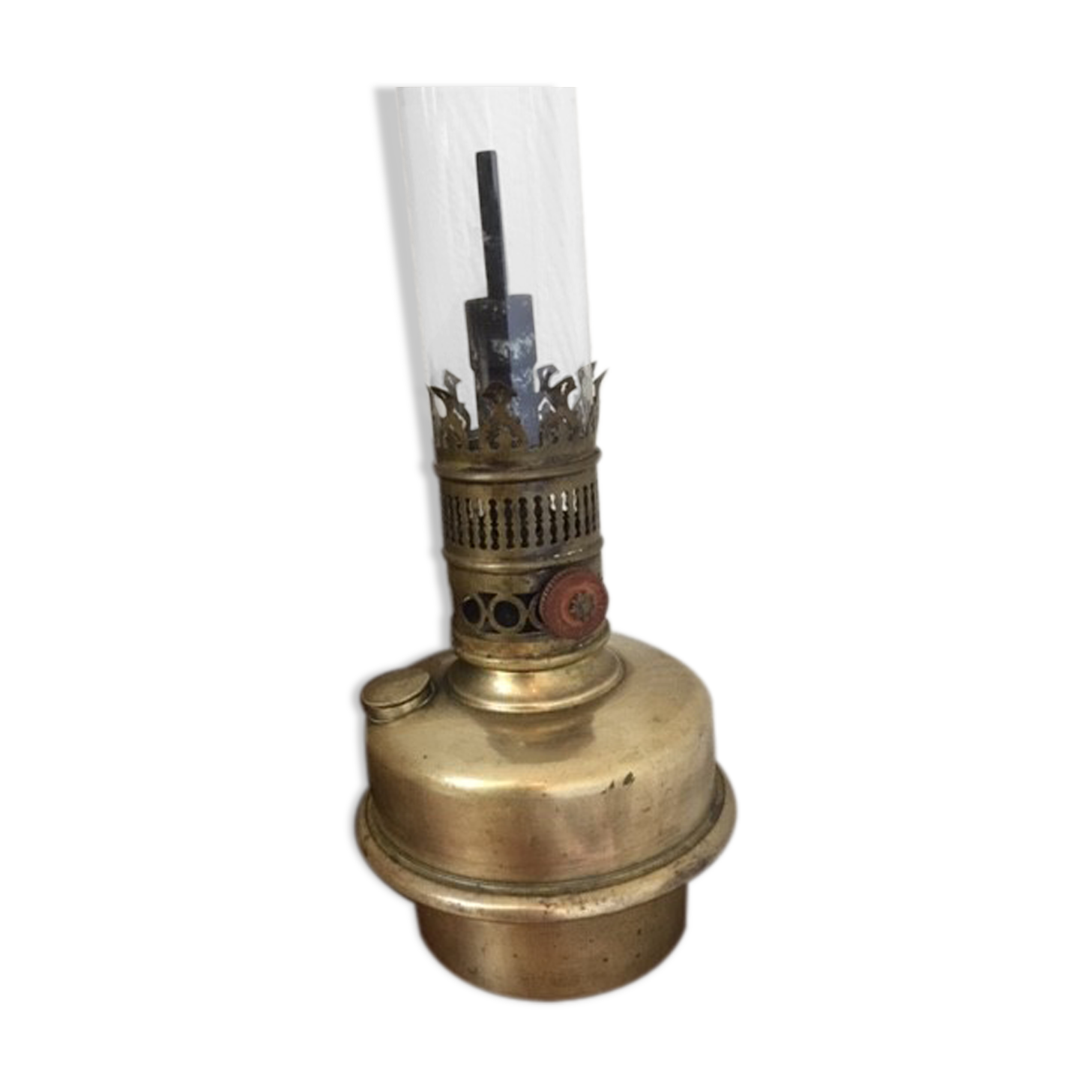 Lampe a pétrole en cuivre et laiton type Matador 15