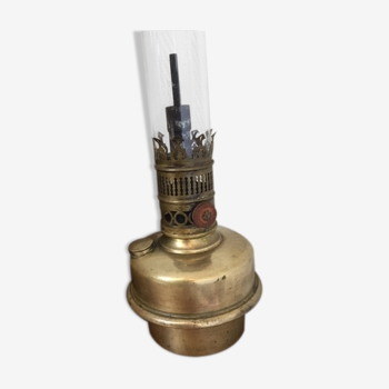 A lampe a petrol in copper and brass type matador 15