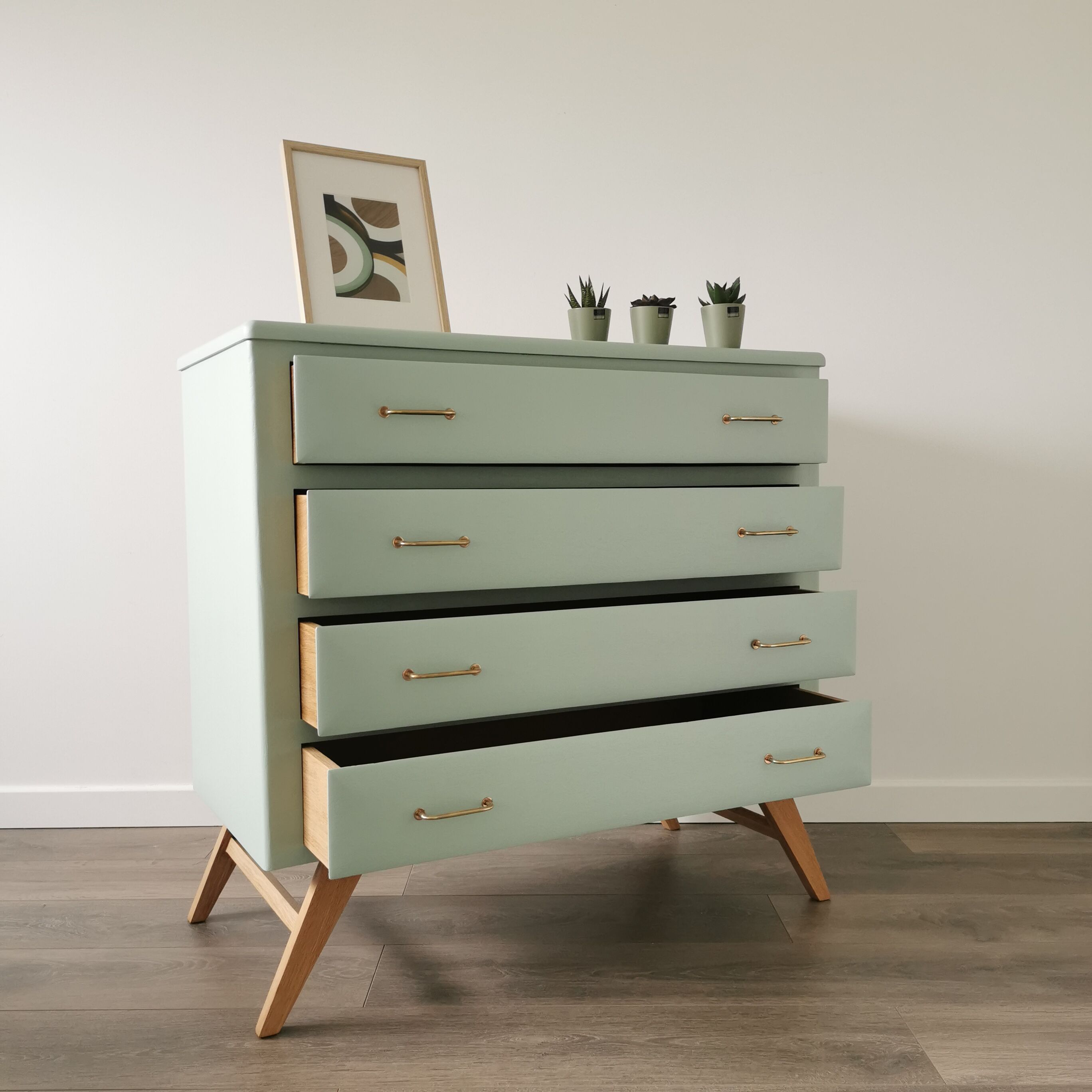 Vintage chest of drawers compass feet