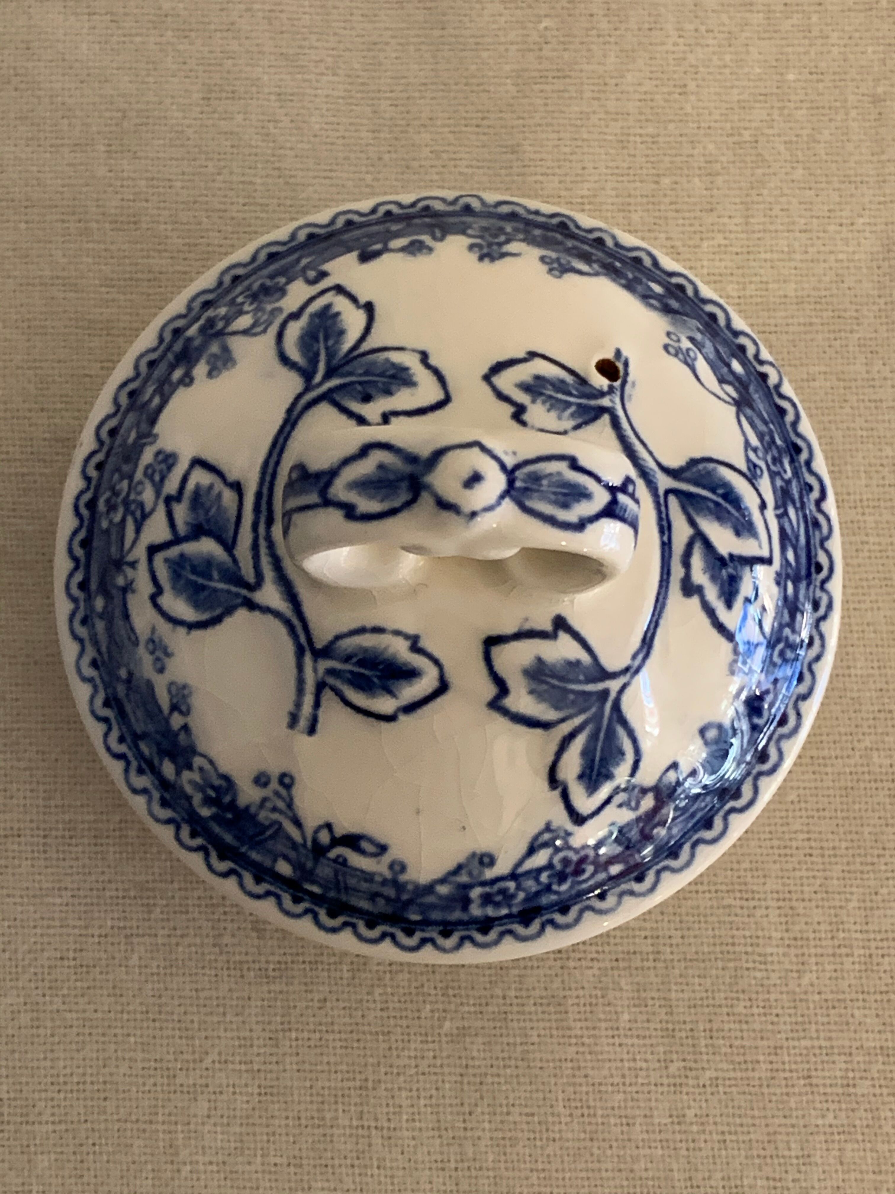 Old teapot with blue and white lid Villeroy and Boch Burgenland