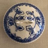 Old teapot with blue and white lid Villeroy and Boch Burgenland