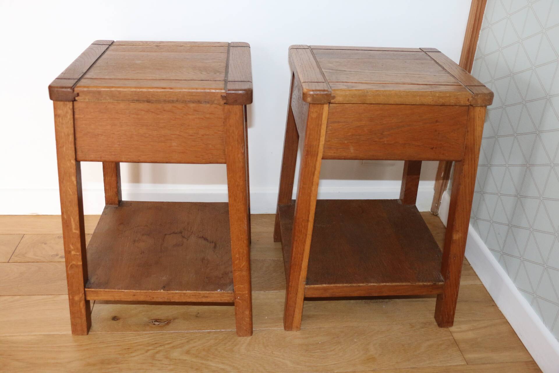 Tabouret/chevet chêne reconstruction