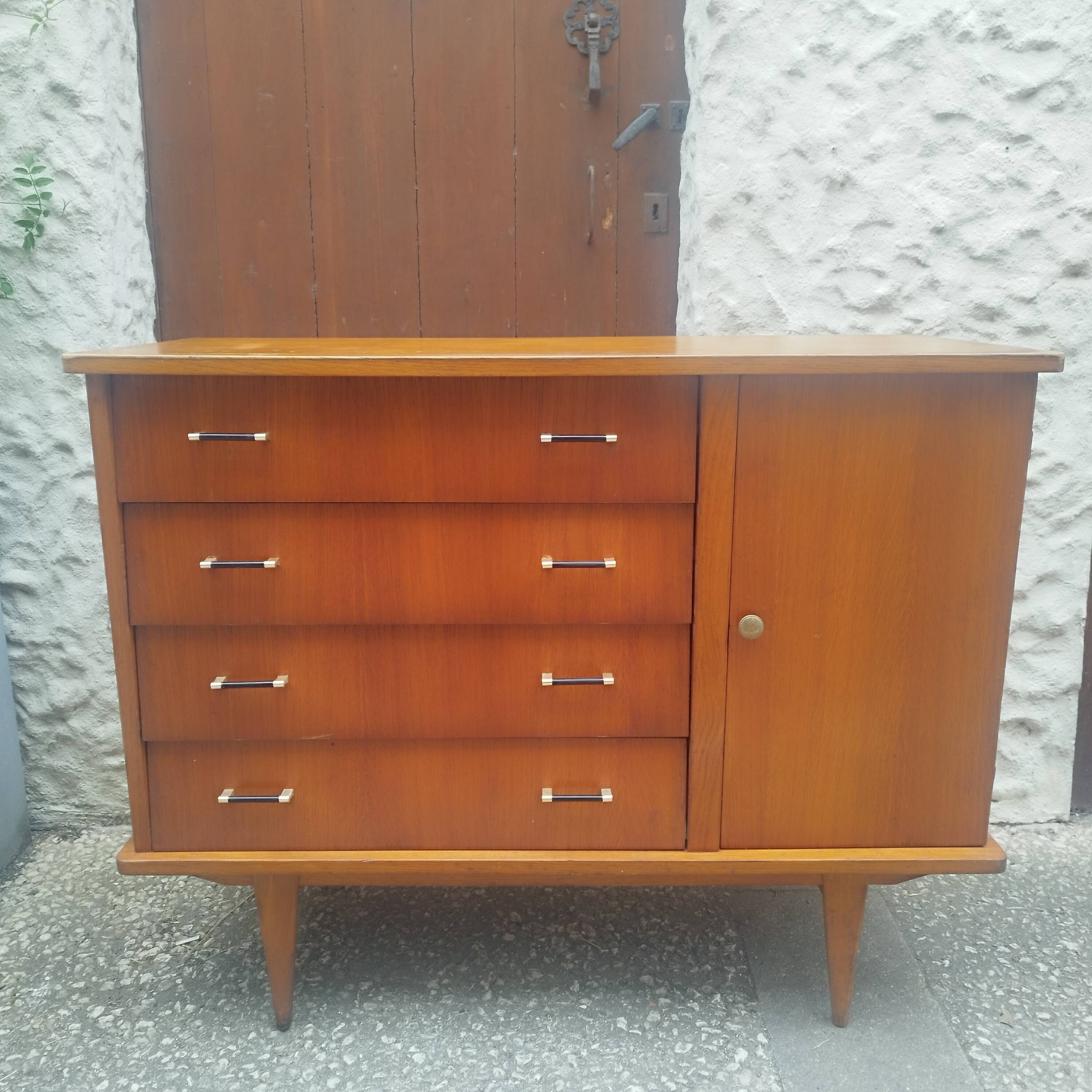 Commode vintage