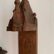 Socle mural en bois sculpté pour statue du 19e siècle