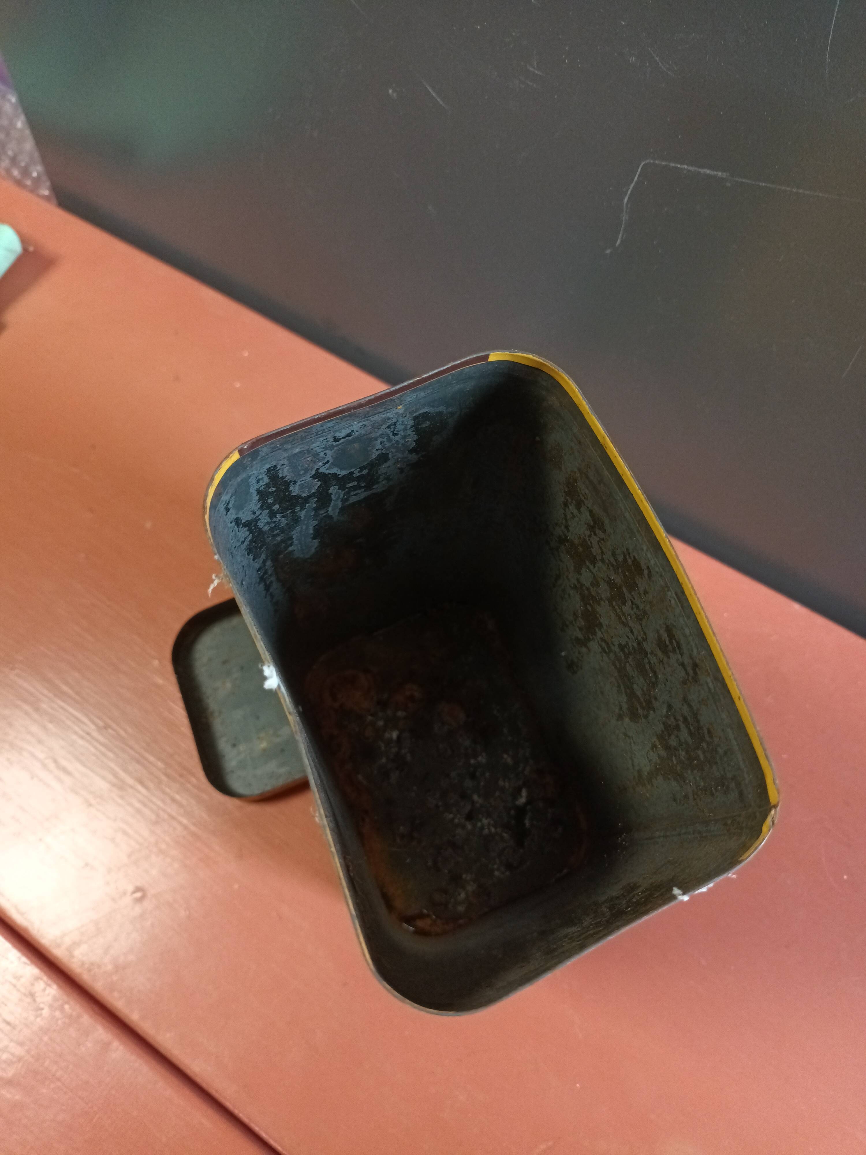 Metal advertising box