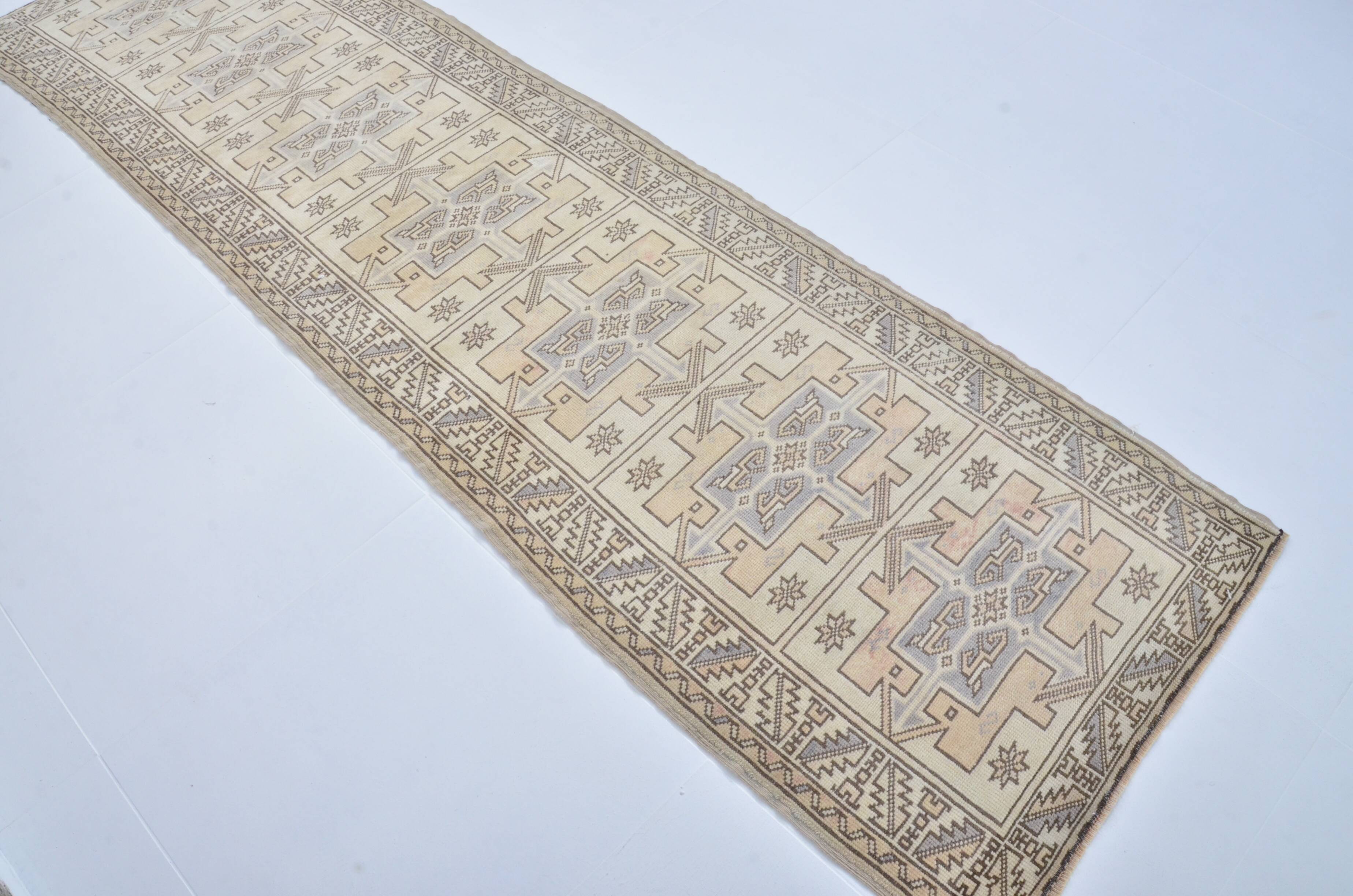 Tapis de couloir Oushak noué à la main