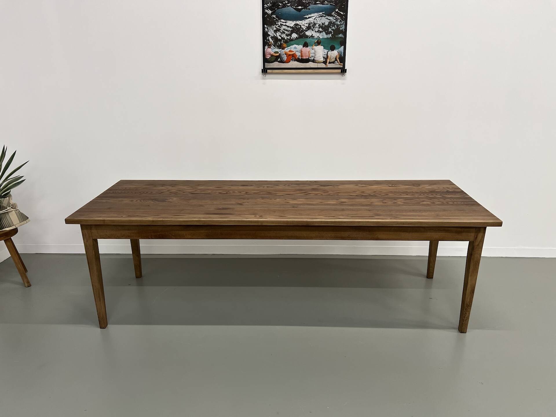 Farmhouse table with spindle legs in solid beech and ash