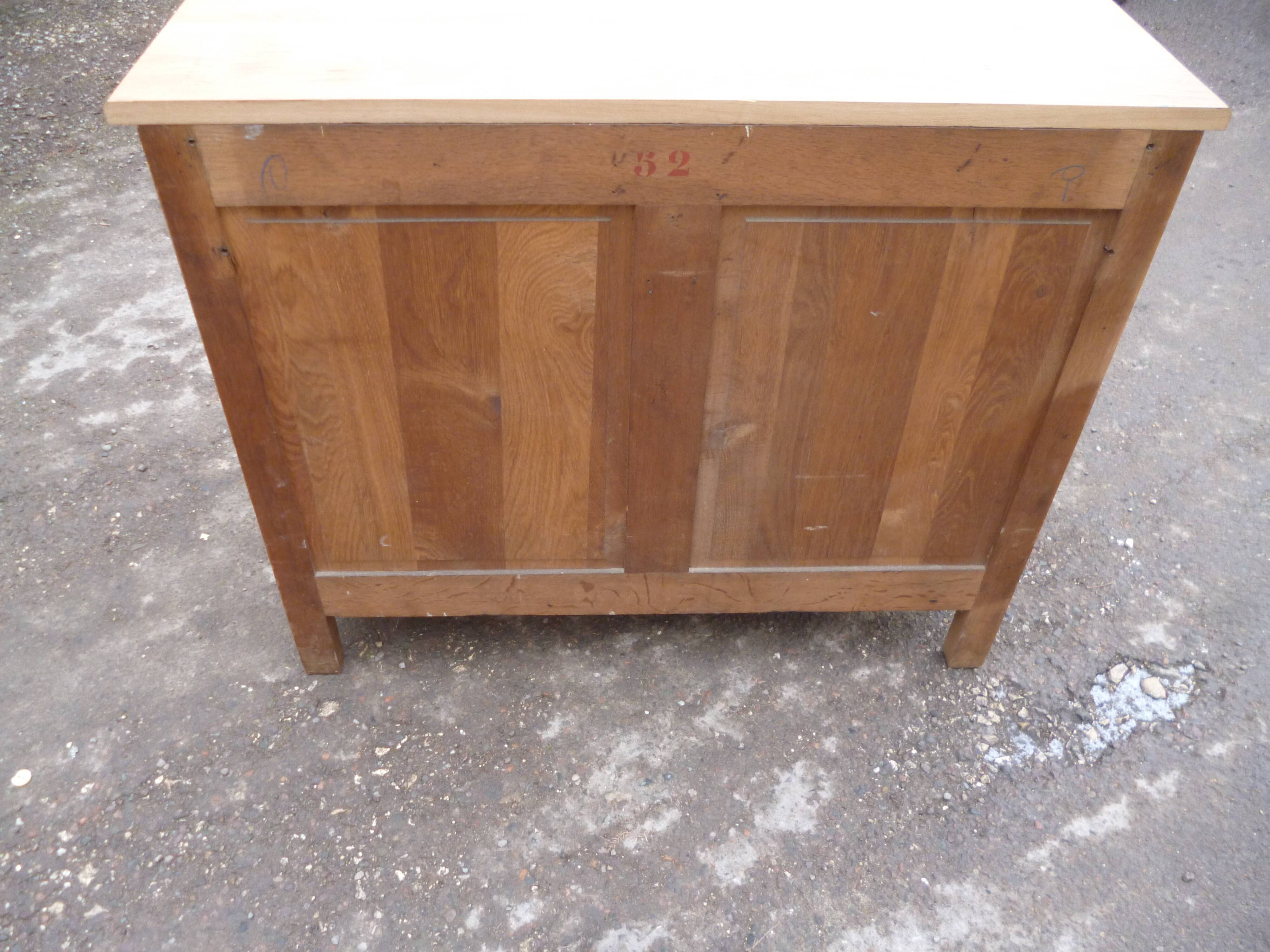 Commode en chêne années 50