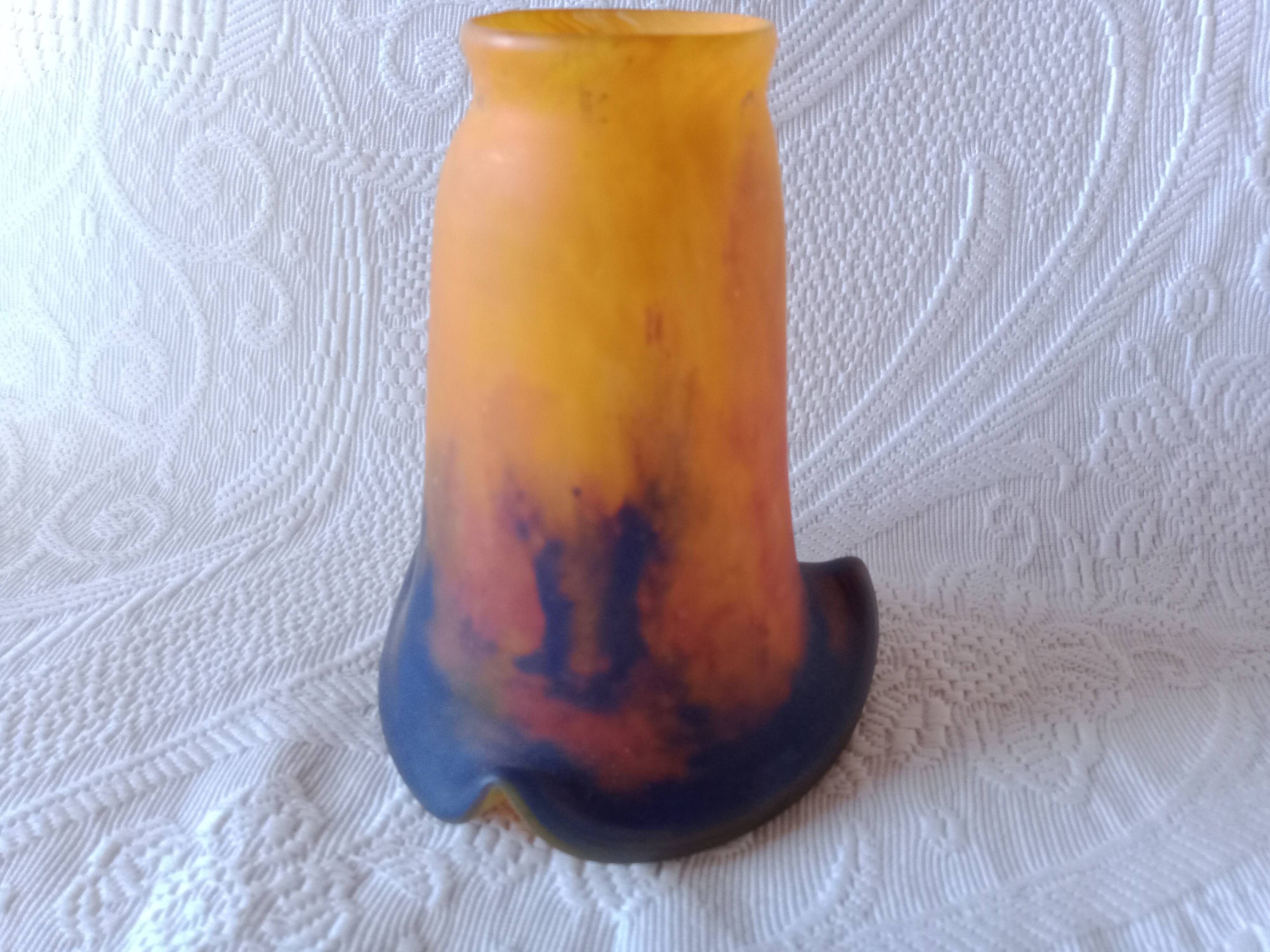 Le Verre Français croix Lorraine - Tulipe verre marmoréen orangé