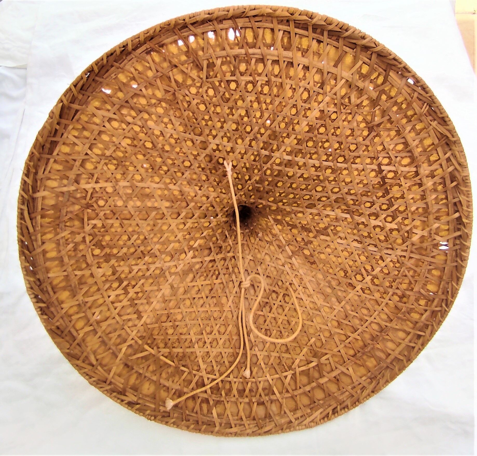 Asian Chinese hat in rattan wicker 60/70s with a diameter of 55 cm