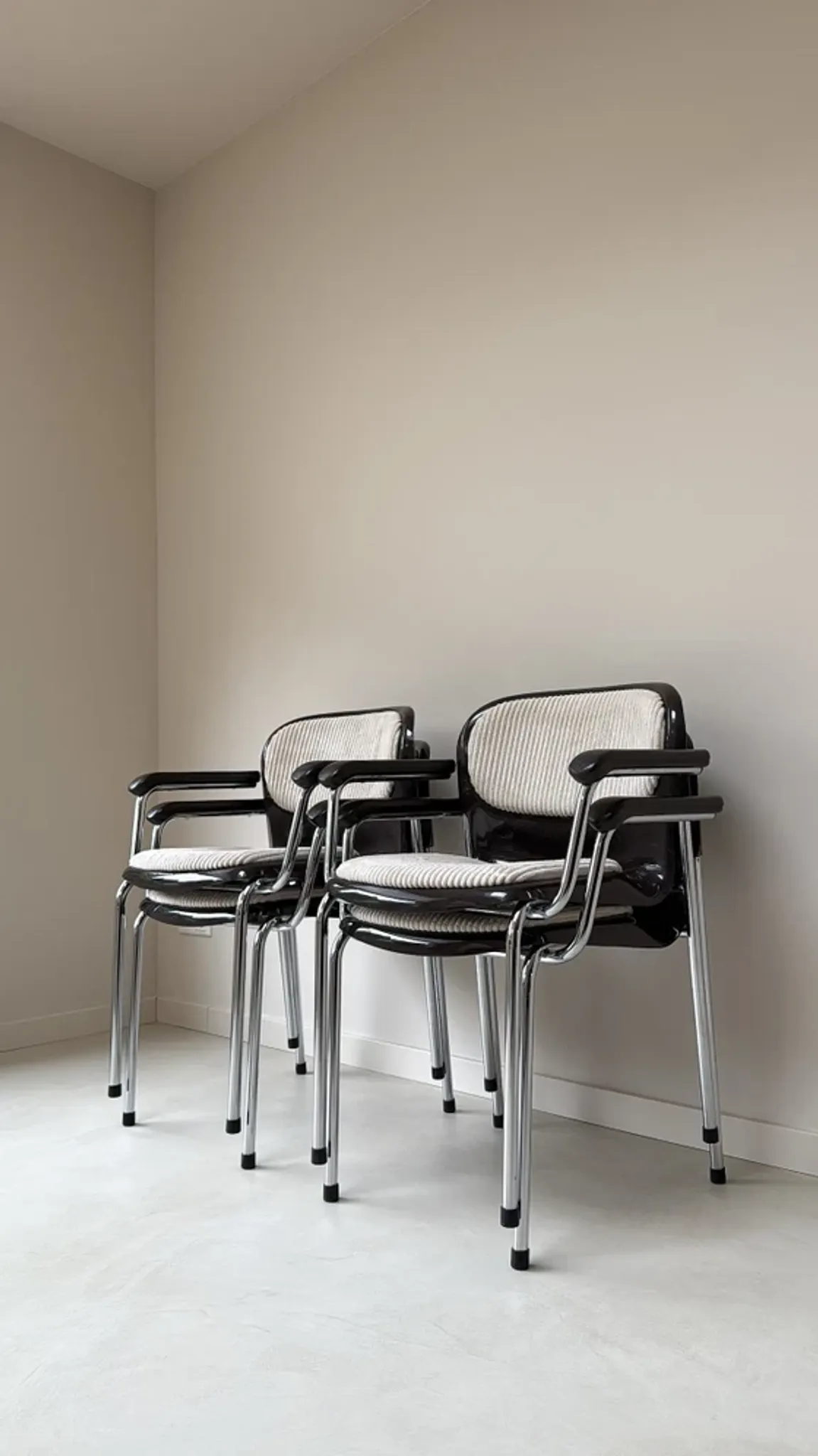 Four vintage bucket chairs SMK400K from Drabert designed by Gerd Lange