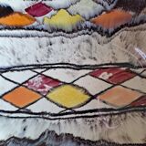 Empty cut harlequin pocket