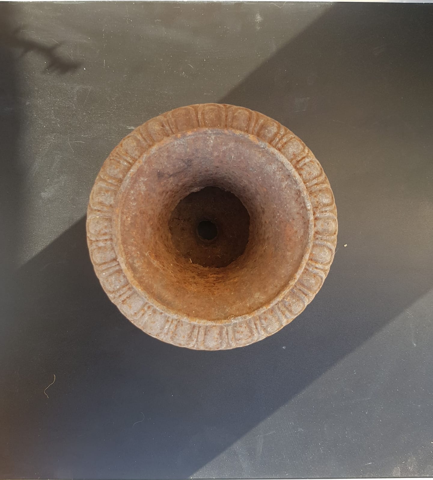 Beautiful Medicis-style vase