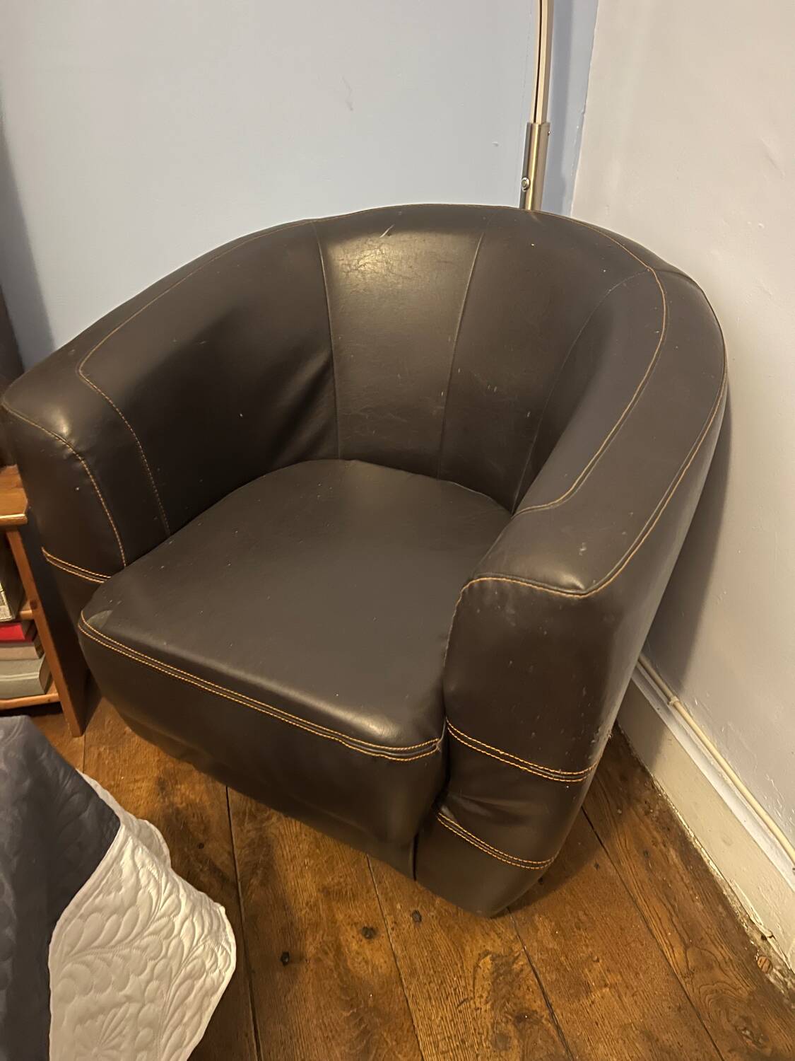 leather convertible club chair