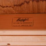 Scandinavian oval extending table