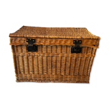 Old rattan trunk
