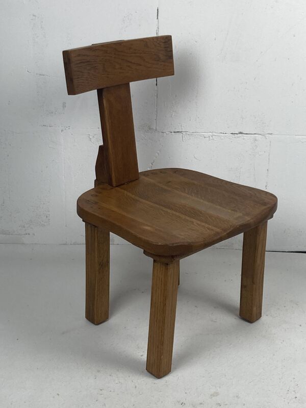 Chaise basse ou chaise d'enfant brutaliste en chêne, Pays-Bas 1970