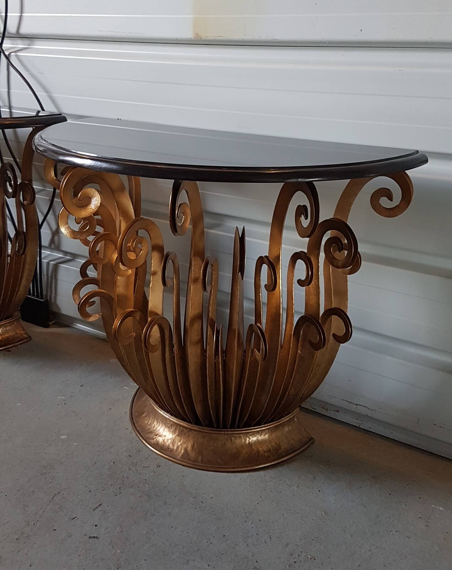 Paire de console aux fougeres