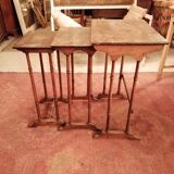 Tables gigognes