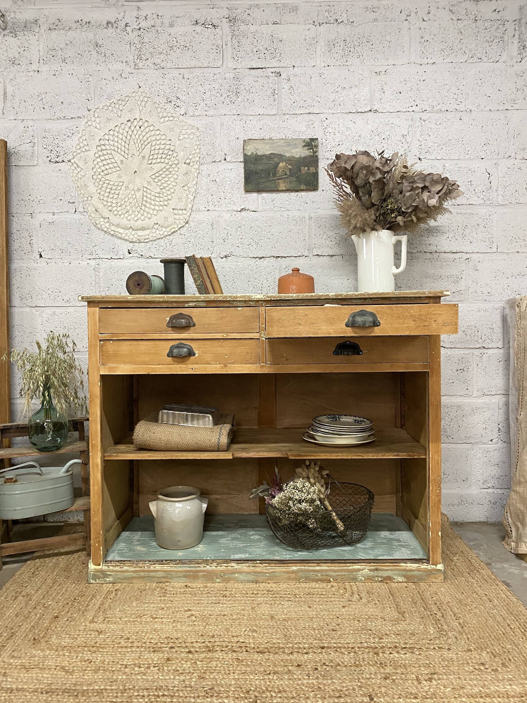 Buffet, meuble de métier à portes coulissantes