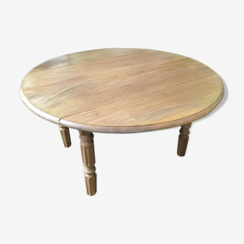 Old round lounge table