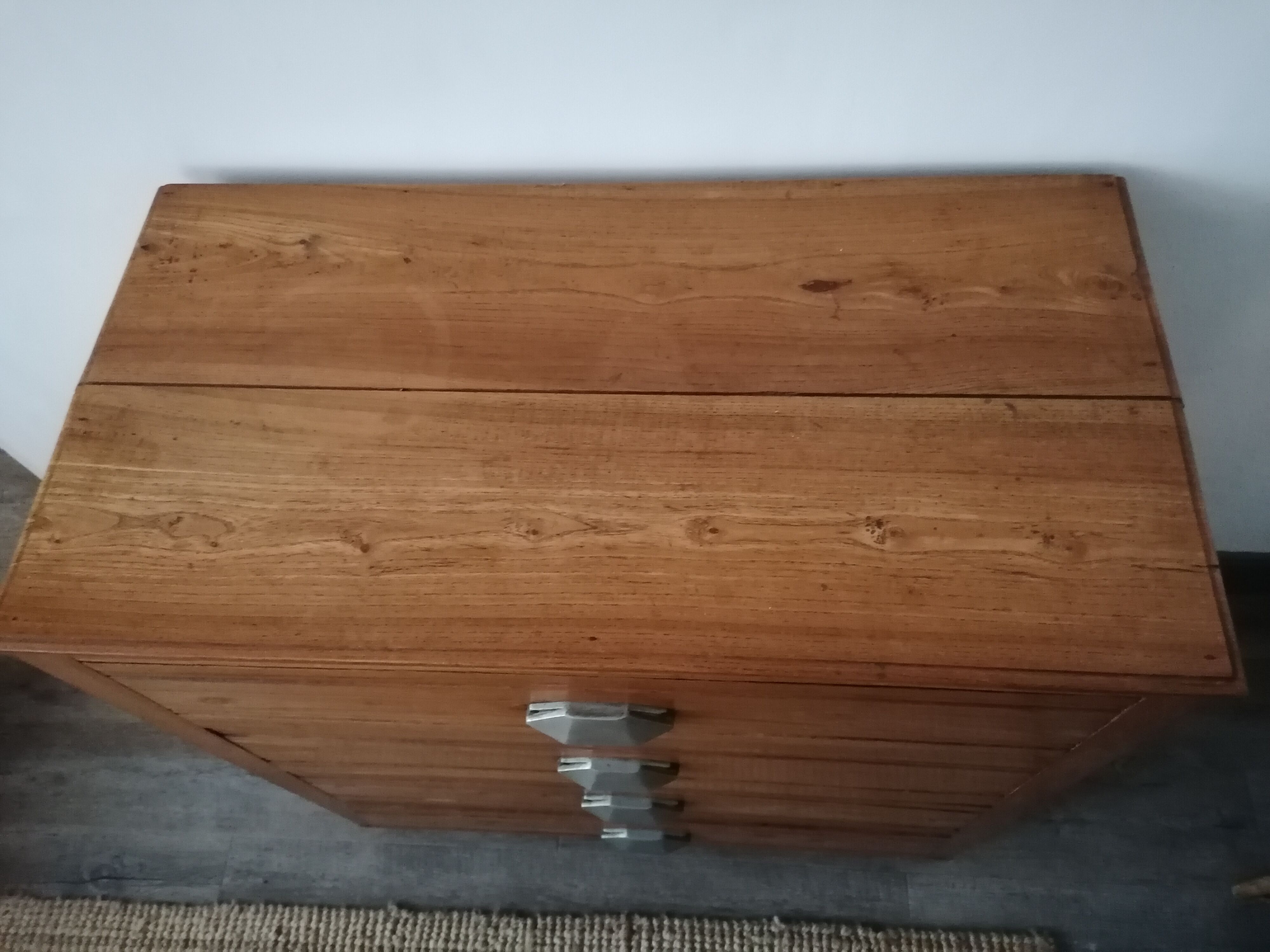 Commode en bois