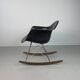 Fauteuil à bascule RAR Eames Herman Miller des années 1950 en noir