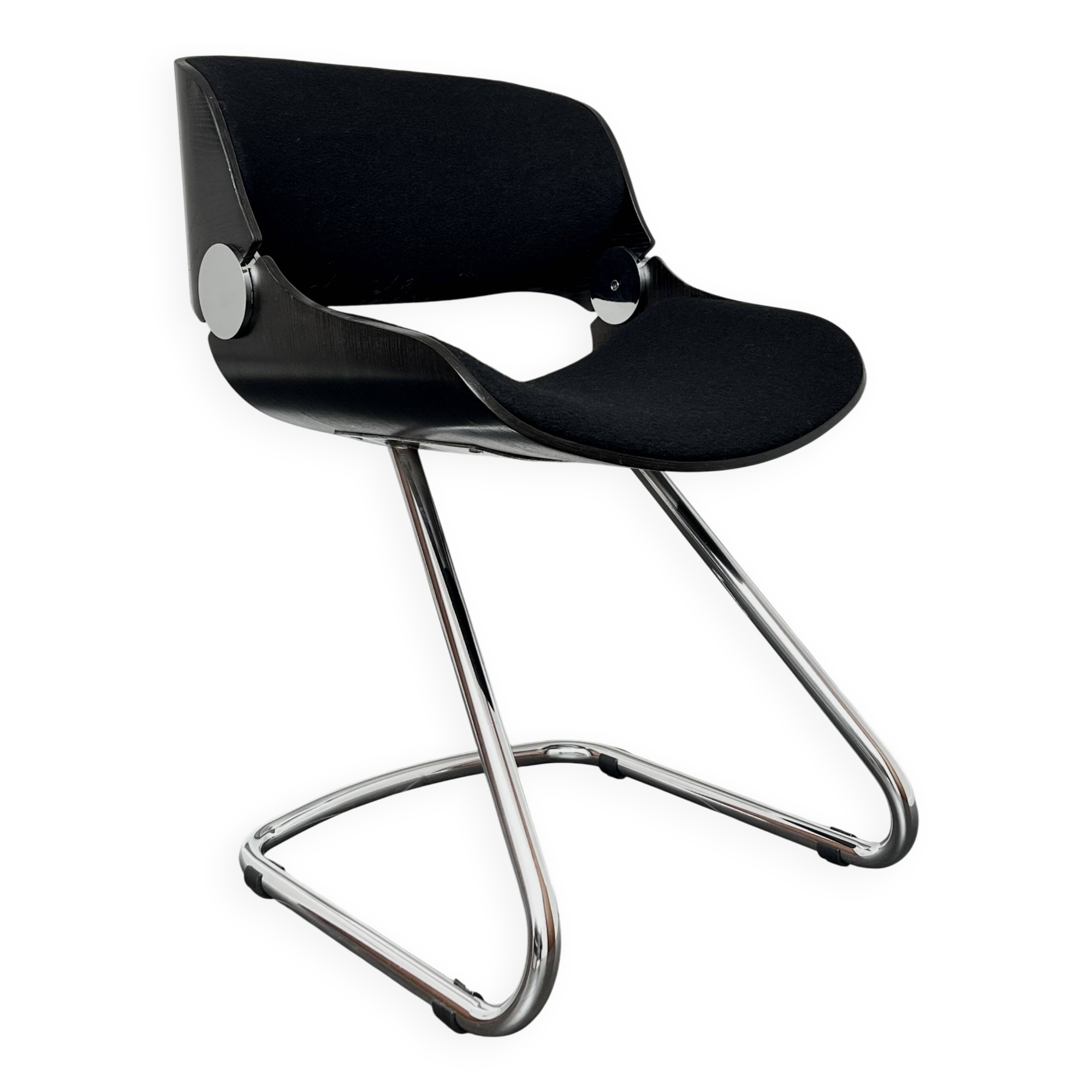 Baumann chair model Arpège attributed to Etienne Fermigier, France 1970s.