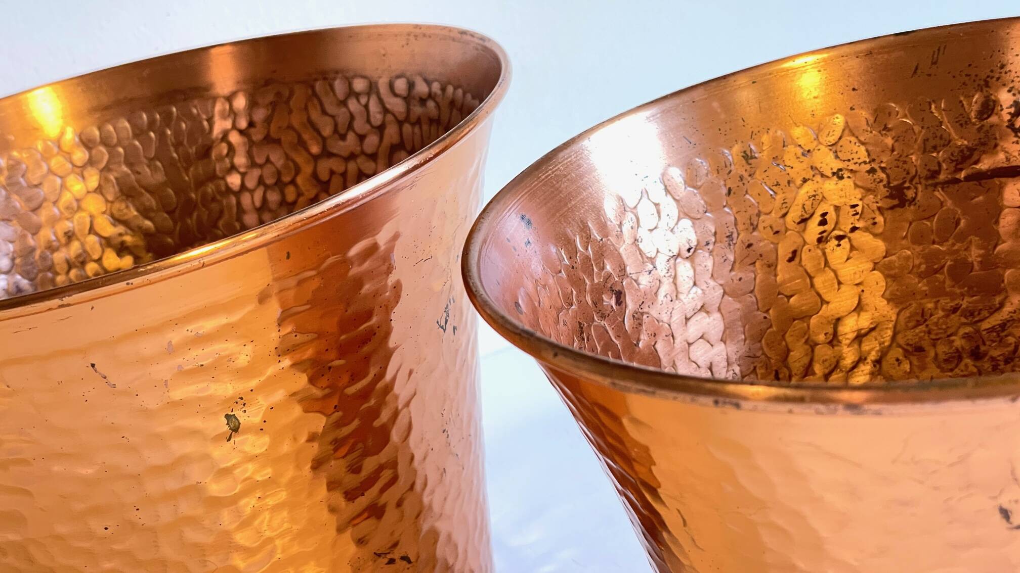 HAMMERED COPPER CACHE-POTS 1960s