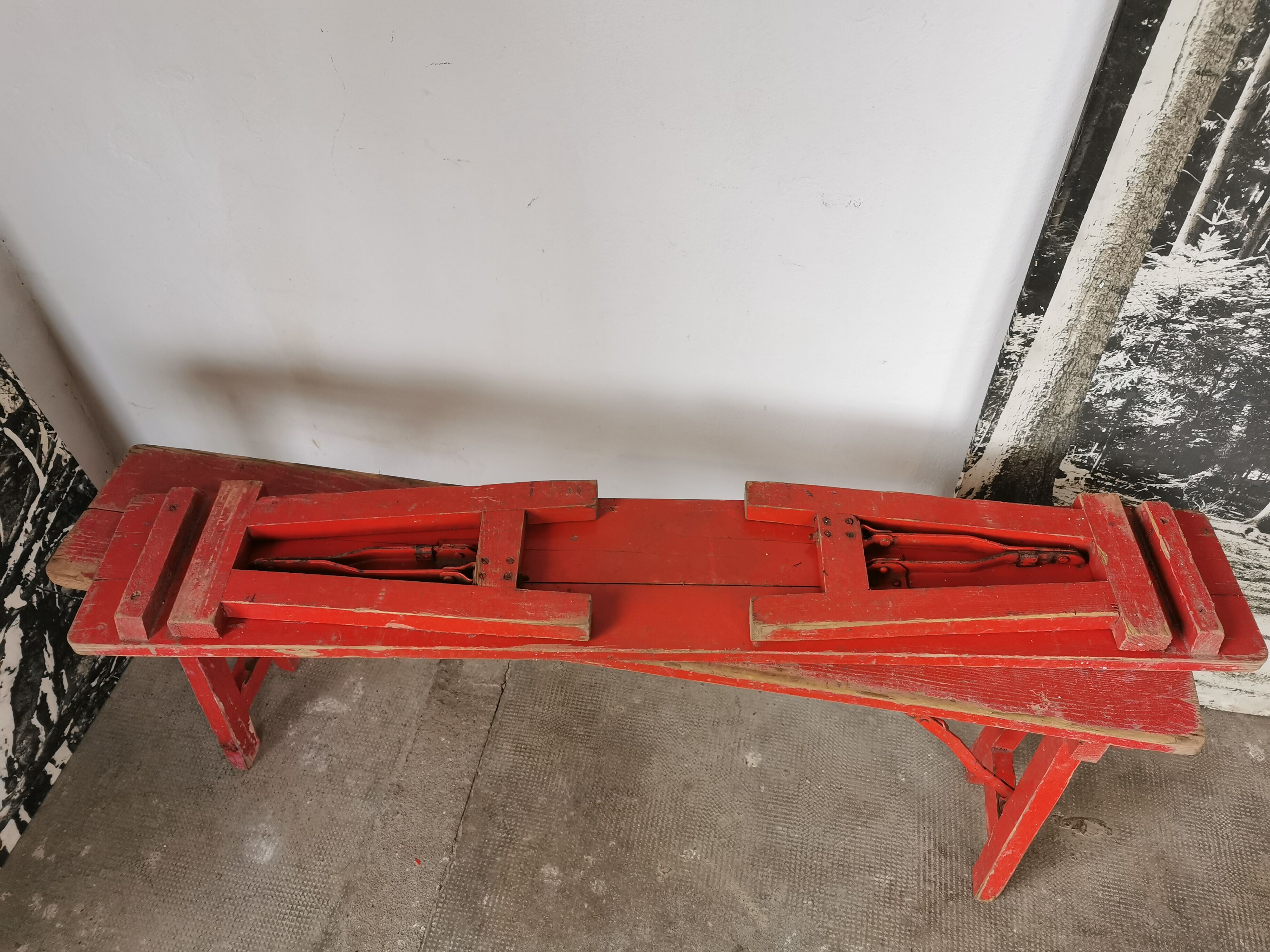 Paire de bancs pliants en bois
