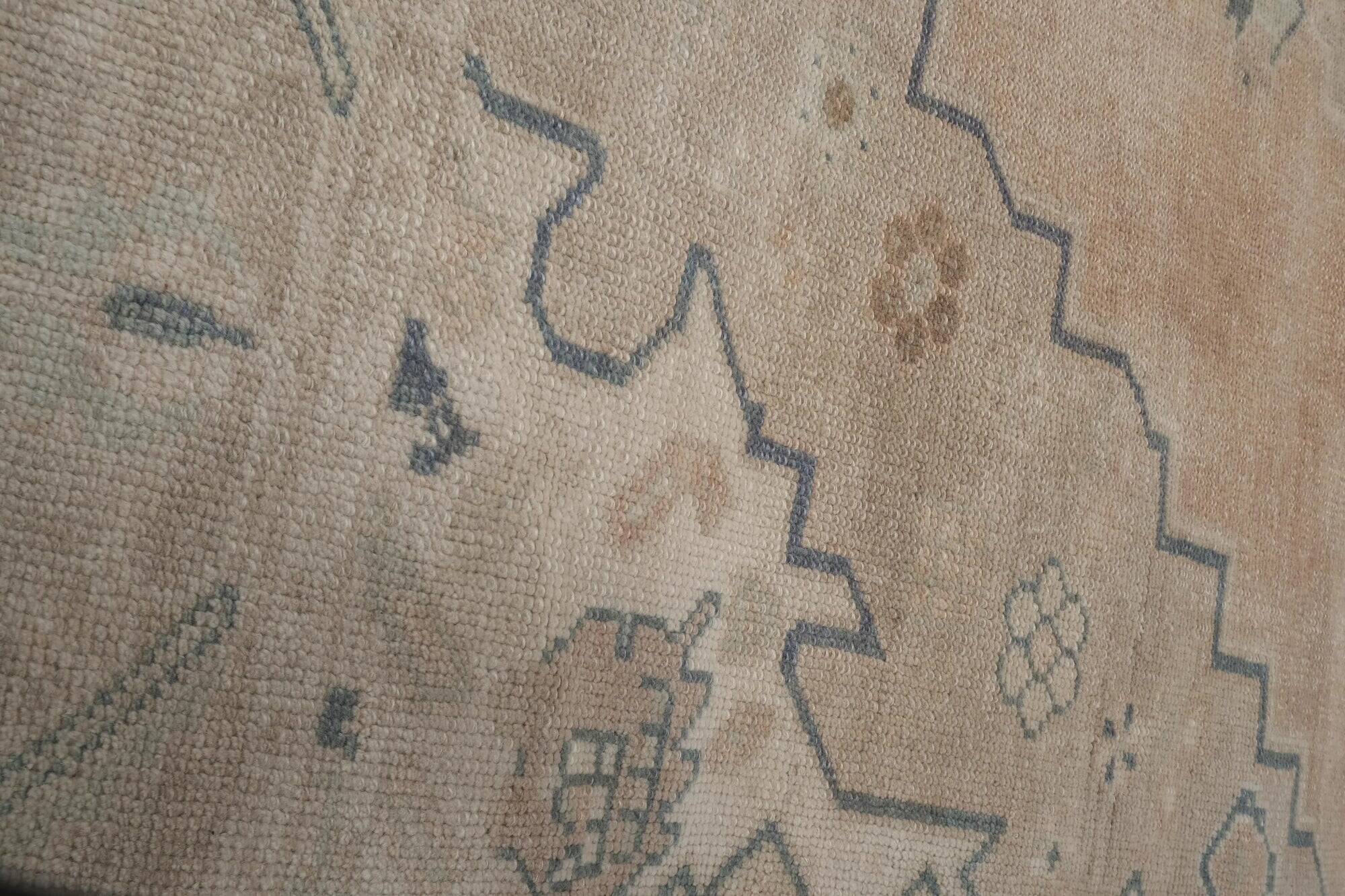 Vintage Turkish Oushak rug 180x262 cm