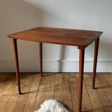 Scandinavian table