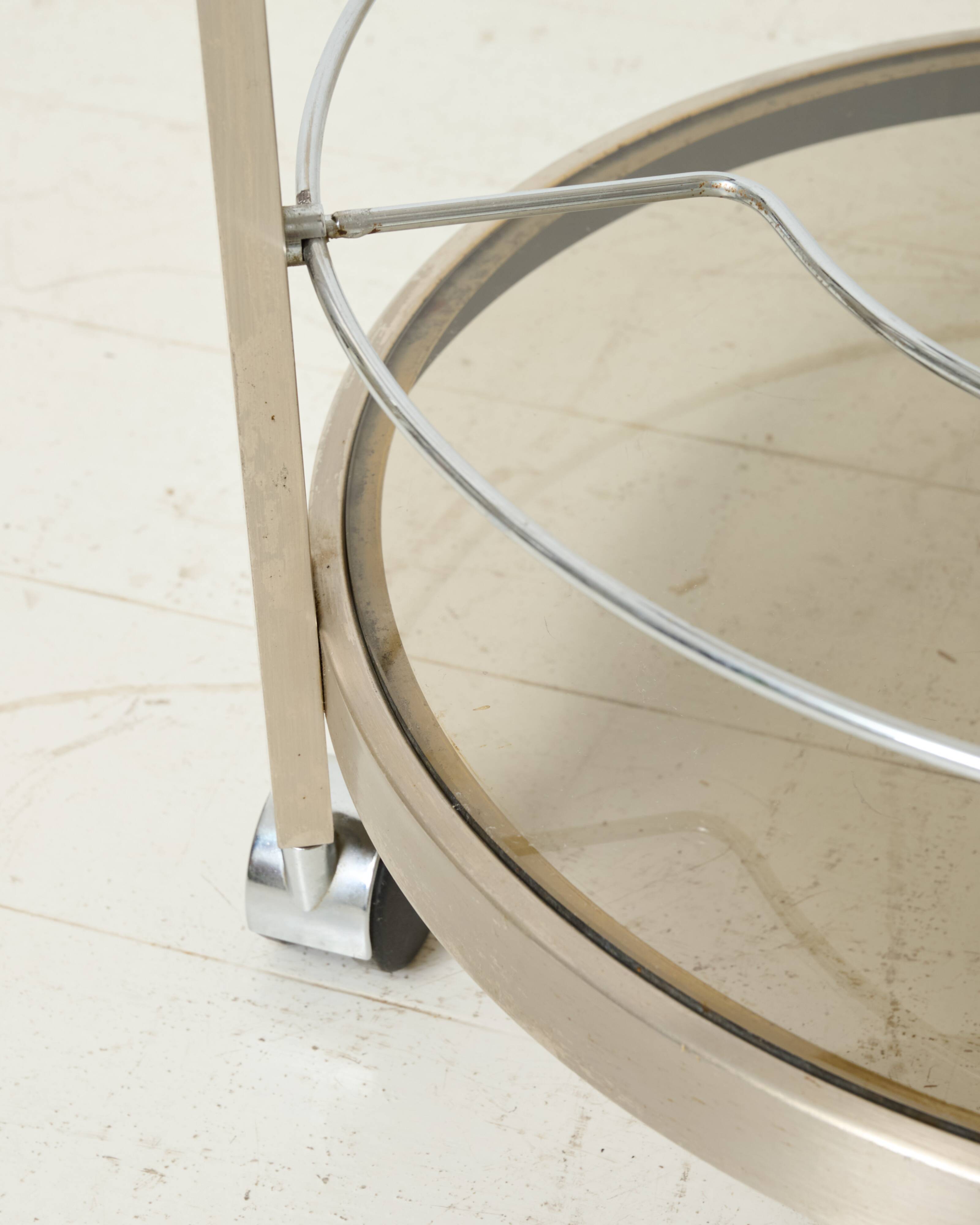 Round brushed aluminium dessert table, 1970-1980