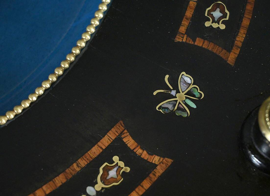 Blackened wooden stool, "Portrait of Louis XVI", Napoleon III - 19th century