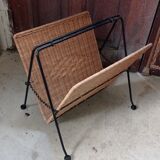 Magazine rack