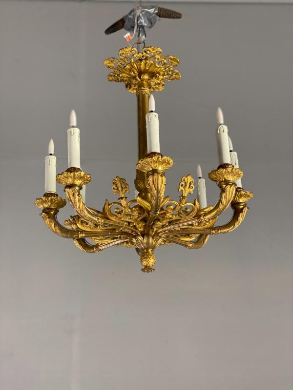 Golden bronze lustre 8 bras de lumière, france first half of the 19th century