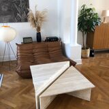 Table basse triangle travertin up & up vintage 1970 Italie