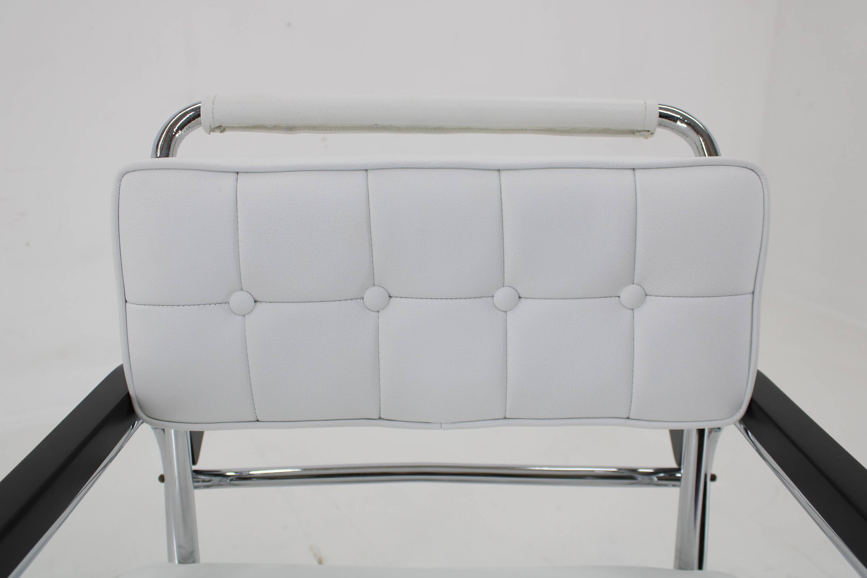 1940s Rare Restored Bauhaus Chrome Plated Adjustable Armchair in White Leather, Czechoslovakia
