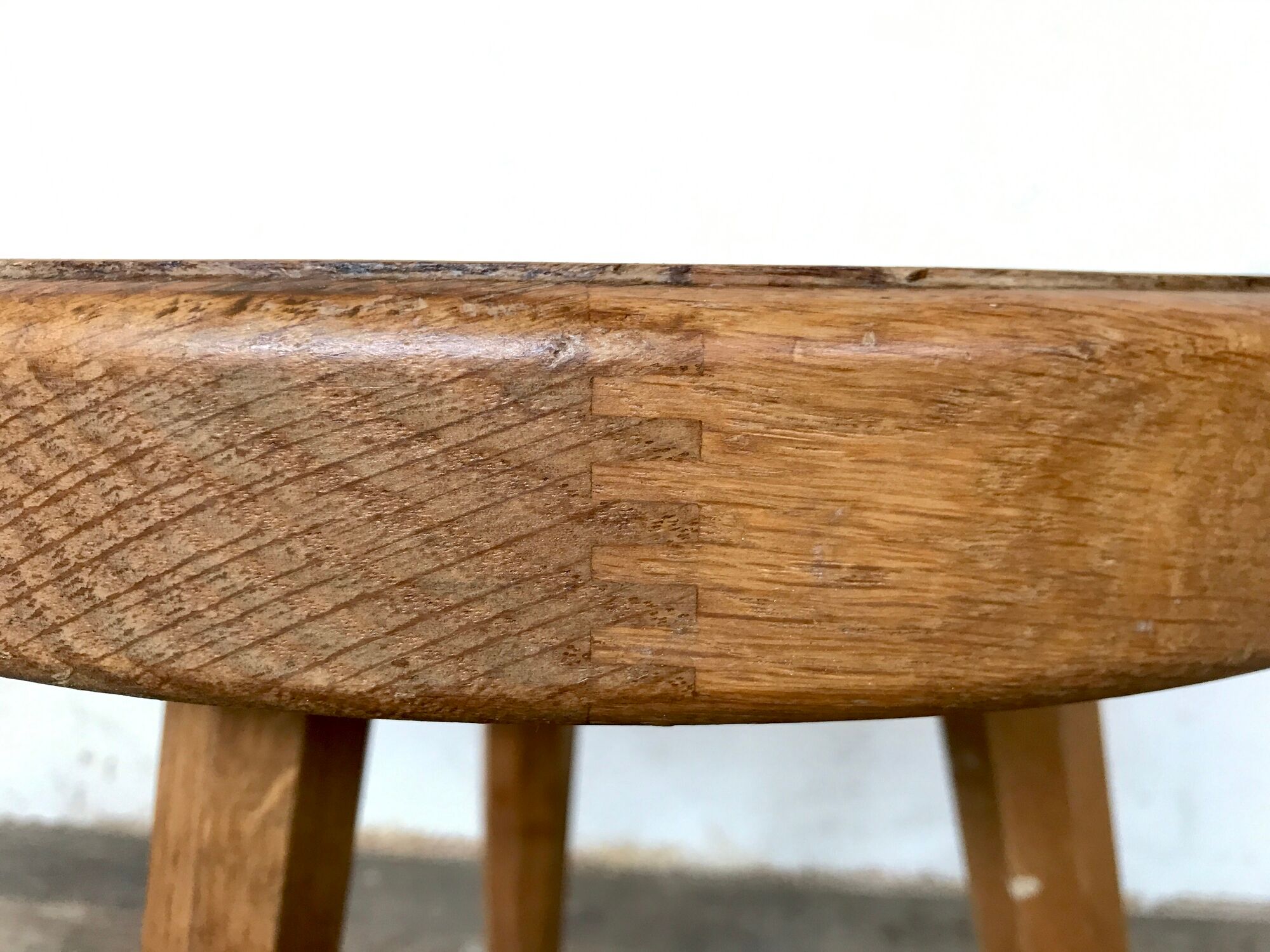 Tabouret door tripod plant sofa end in solid oak 1950 Vintage furniture decoration