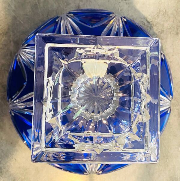 Grande coupe en cristal ciselé bleu cobalt vers 1960 cristallerie LEMBERG
