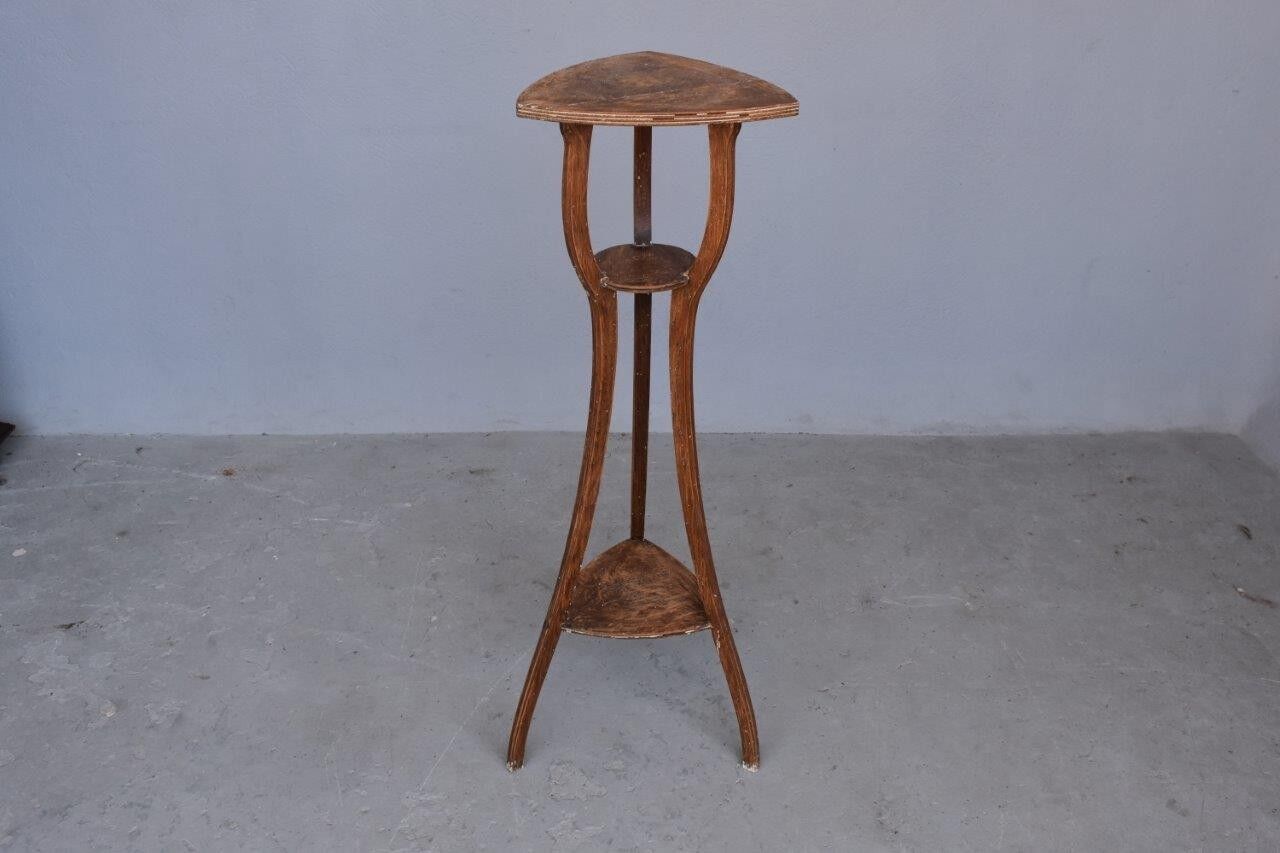 Fifth time 1900 in coloured cerused oak