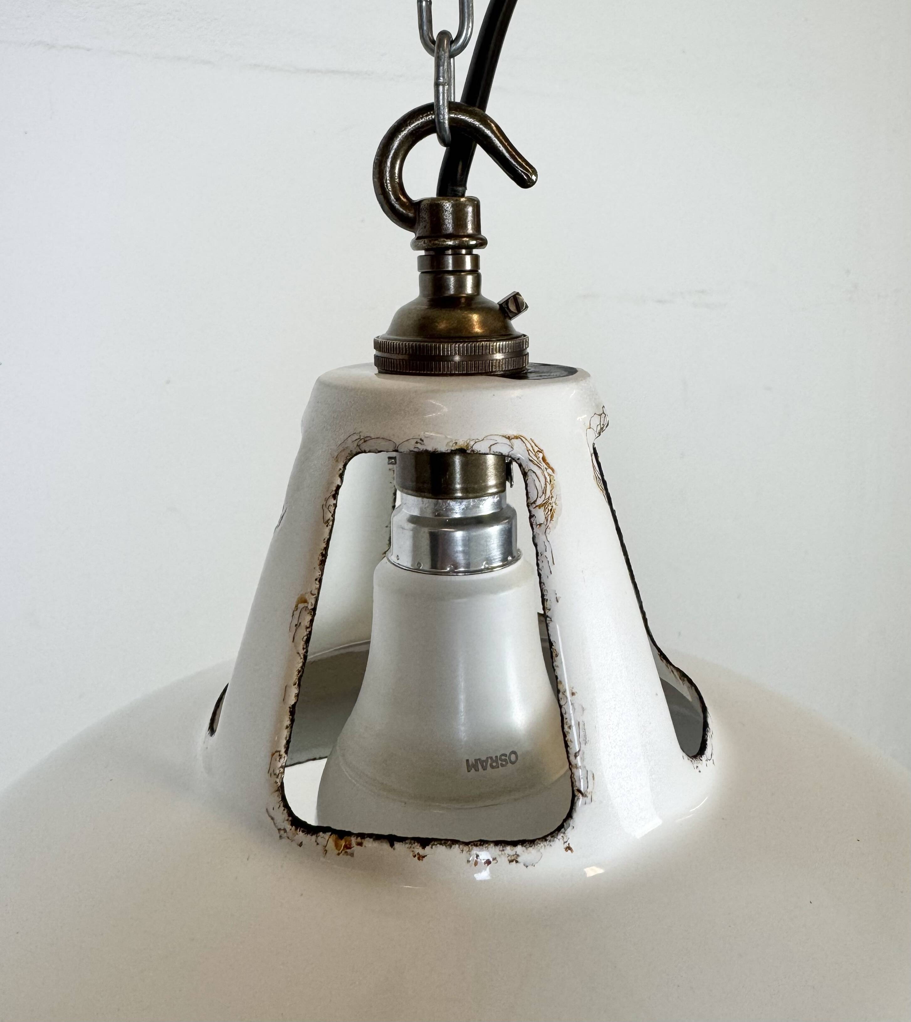 Industrial White Enamel Factory Pendant Lamp from Thorlux, 1960s