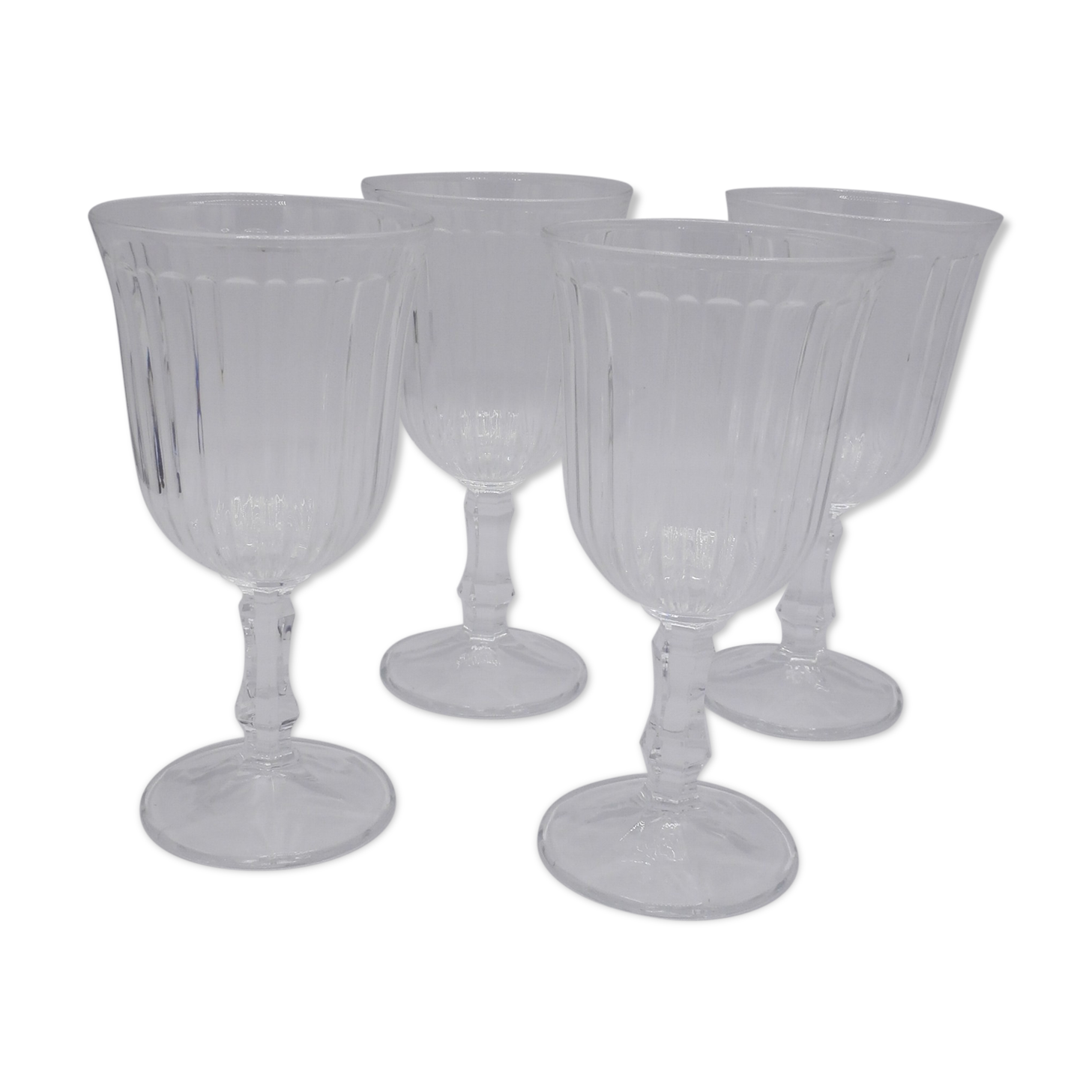 Series of 4 stemware