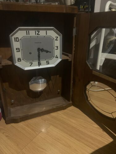 Horloge ancienne vedette